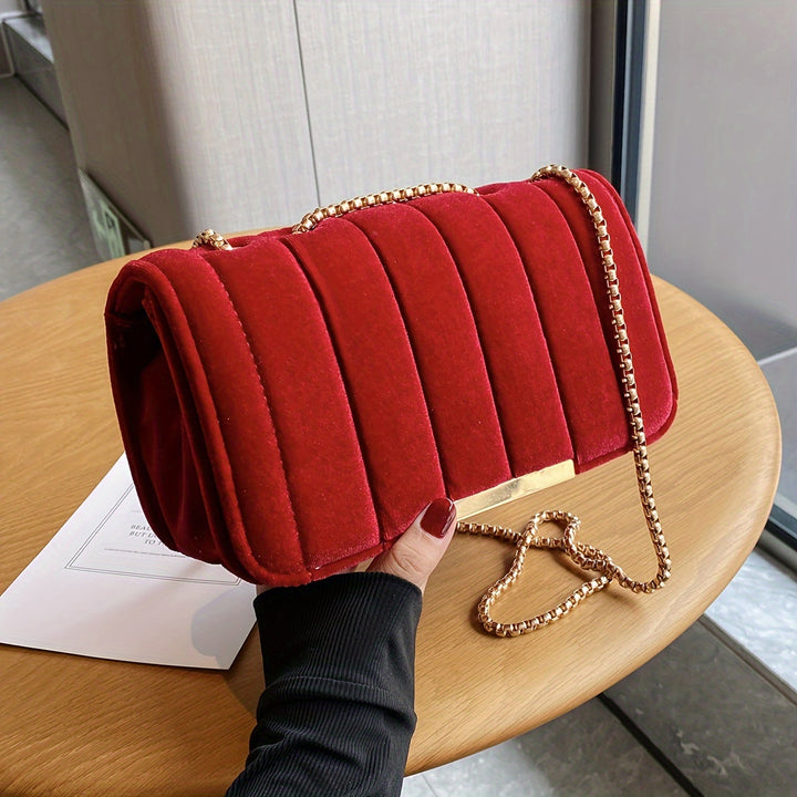 Kaira Velvet Chain Bag