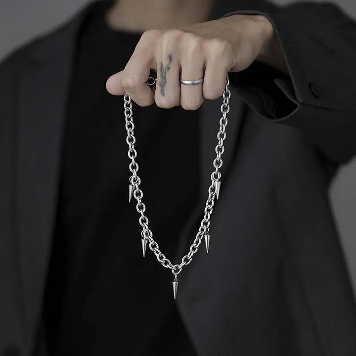 Lucien Thorn Chain