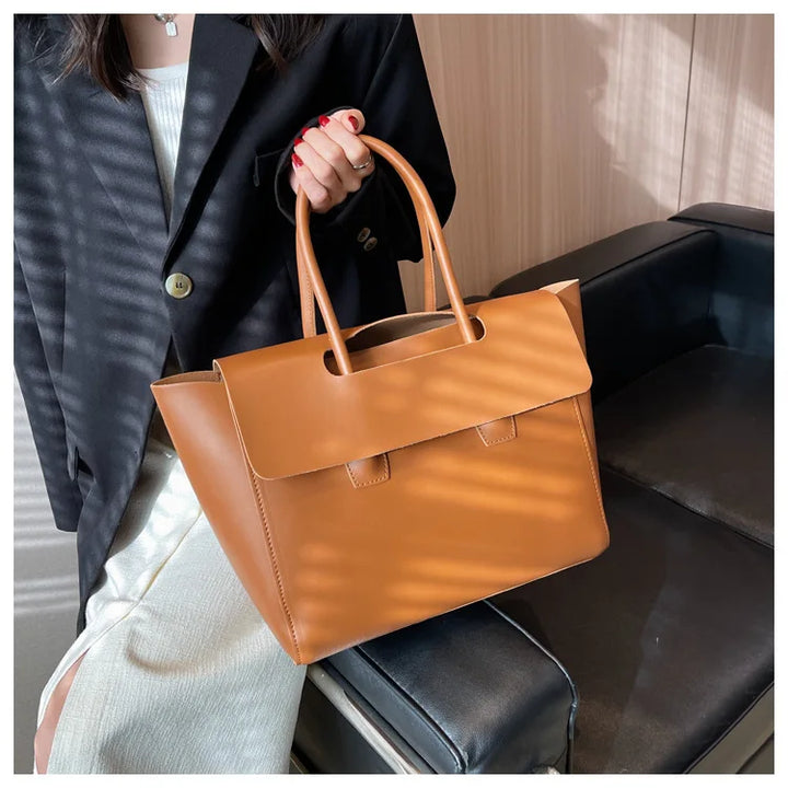 Tavona Leather Totebag