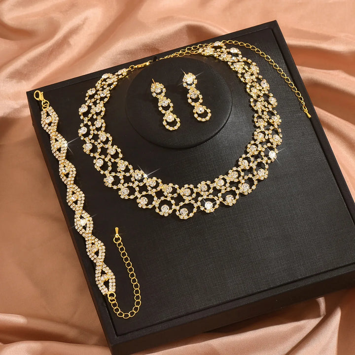 Renavia Crystal Necklace Set