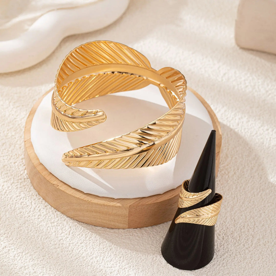 Liora Leaf Cuff Set