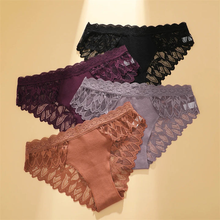 Selora Lace Panties Set