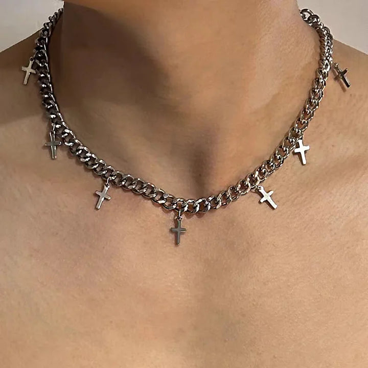 Lucien Thorn Chain