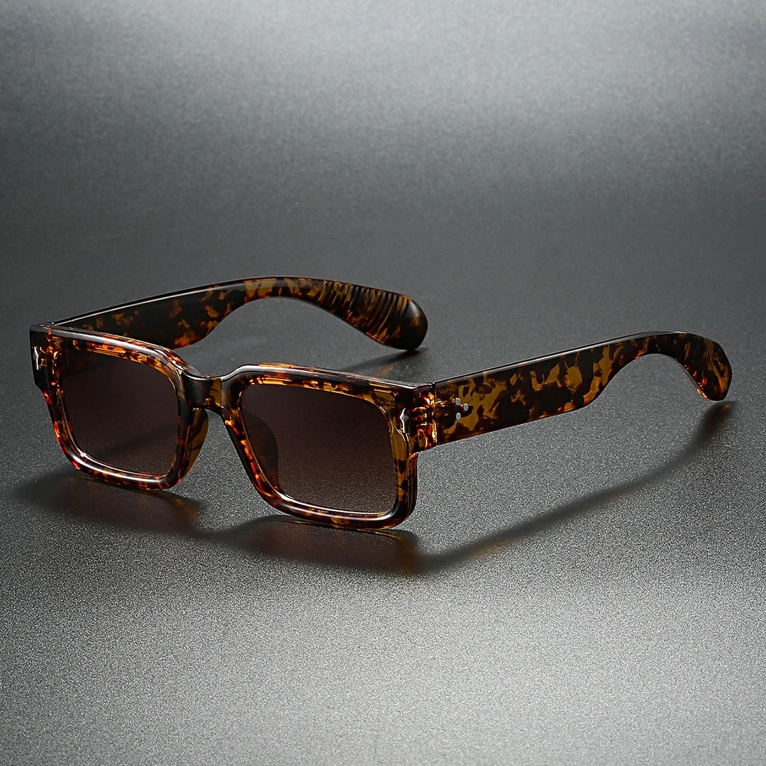 Lucian Dan Frames