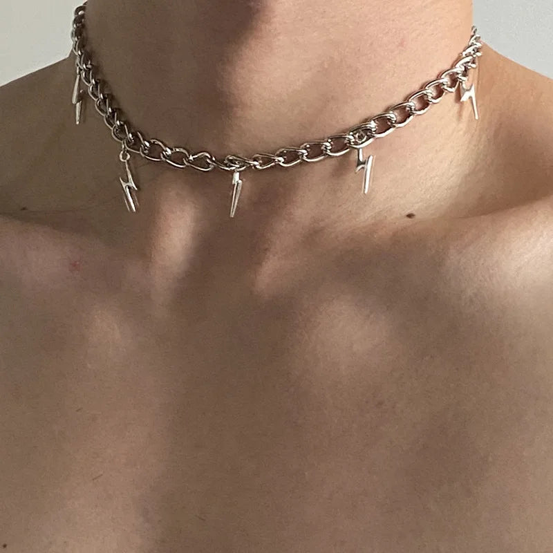 Lucien Thorn Chain