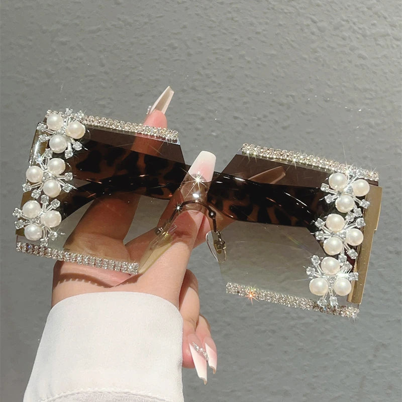 Noemi Pearl Rim Sunglasses