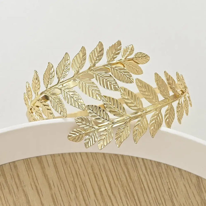Calla Metallic Curtain Tieback