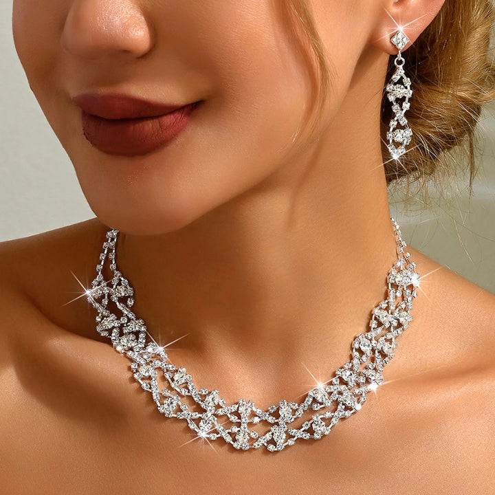 Renavia Crystal Necklace Set