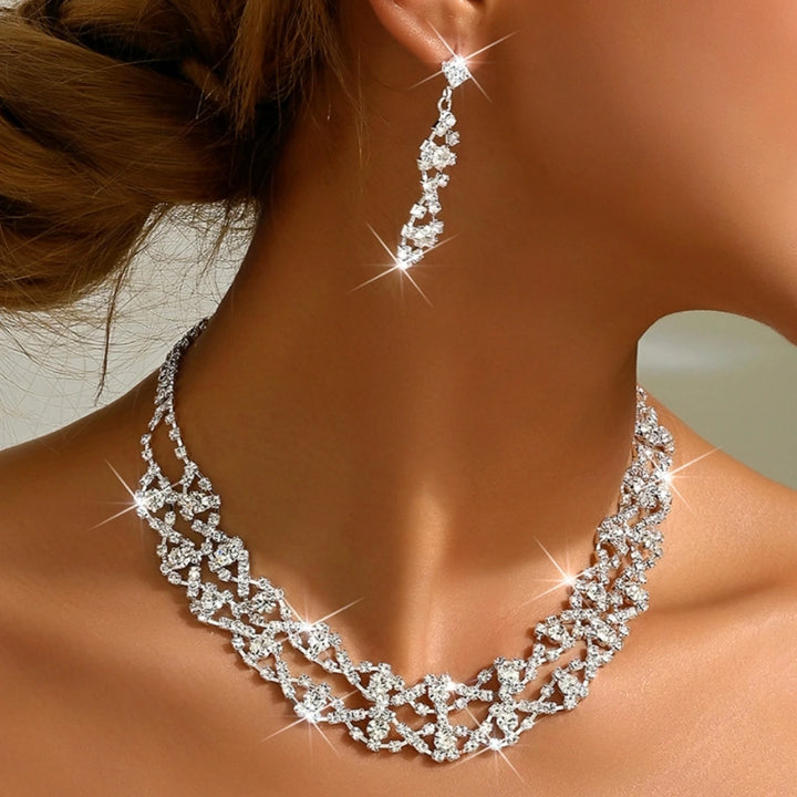 Renavia Crystal Necklace Set