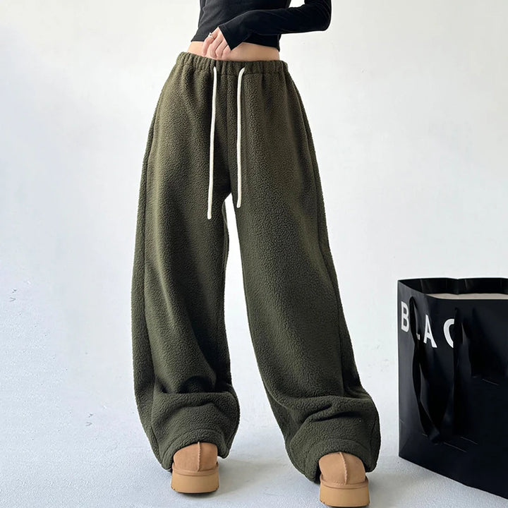 Clara Loose Lambswool Joggers