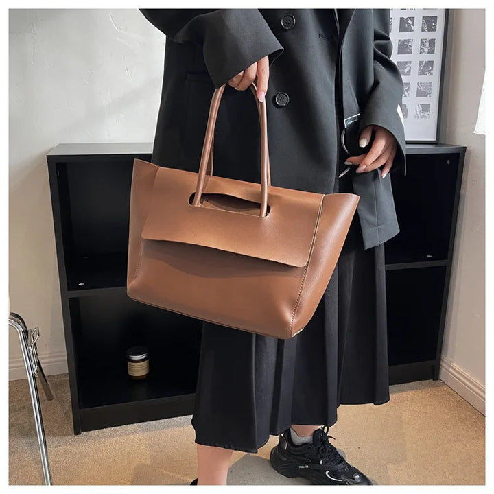 Tavona Leather Totebag