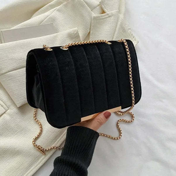 Kaira Velvet Chain Bag