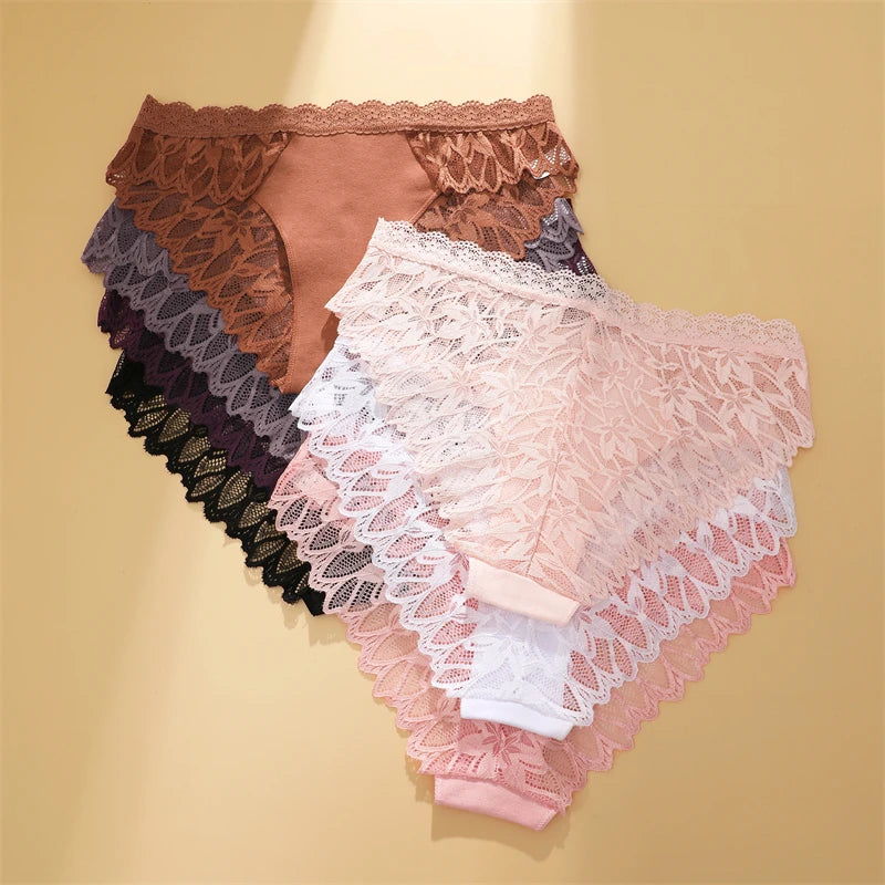 Selora Lace Panties Set