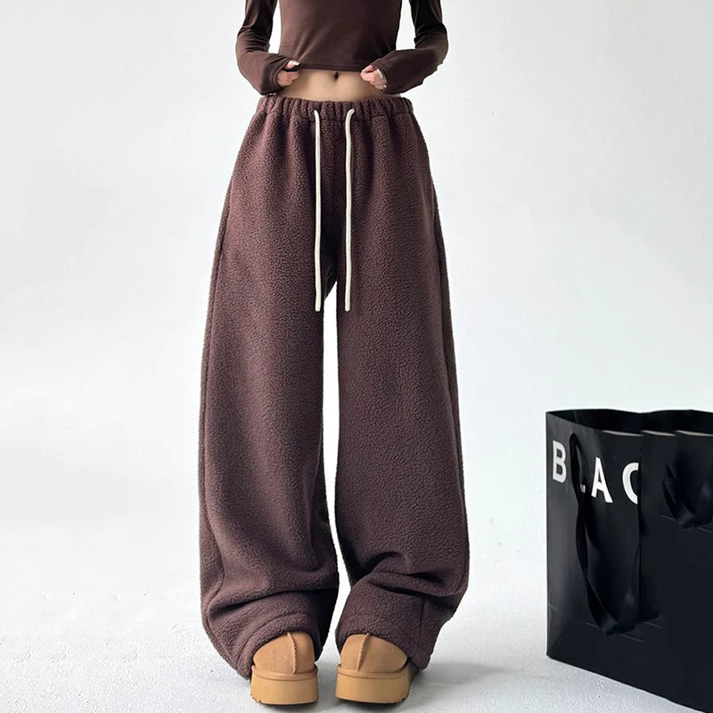 Clara Loose Lambswool Joggers