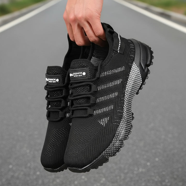 Magnus Street Sneakers