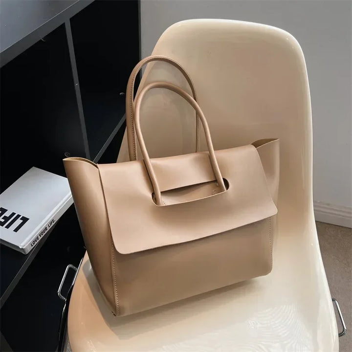 Tavona Leather Totebag